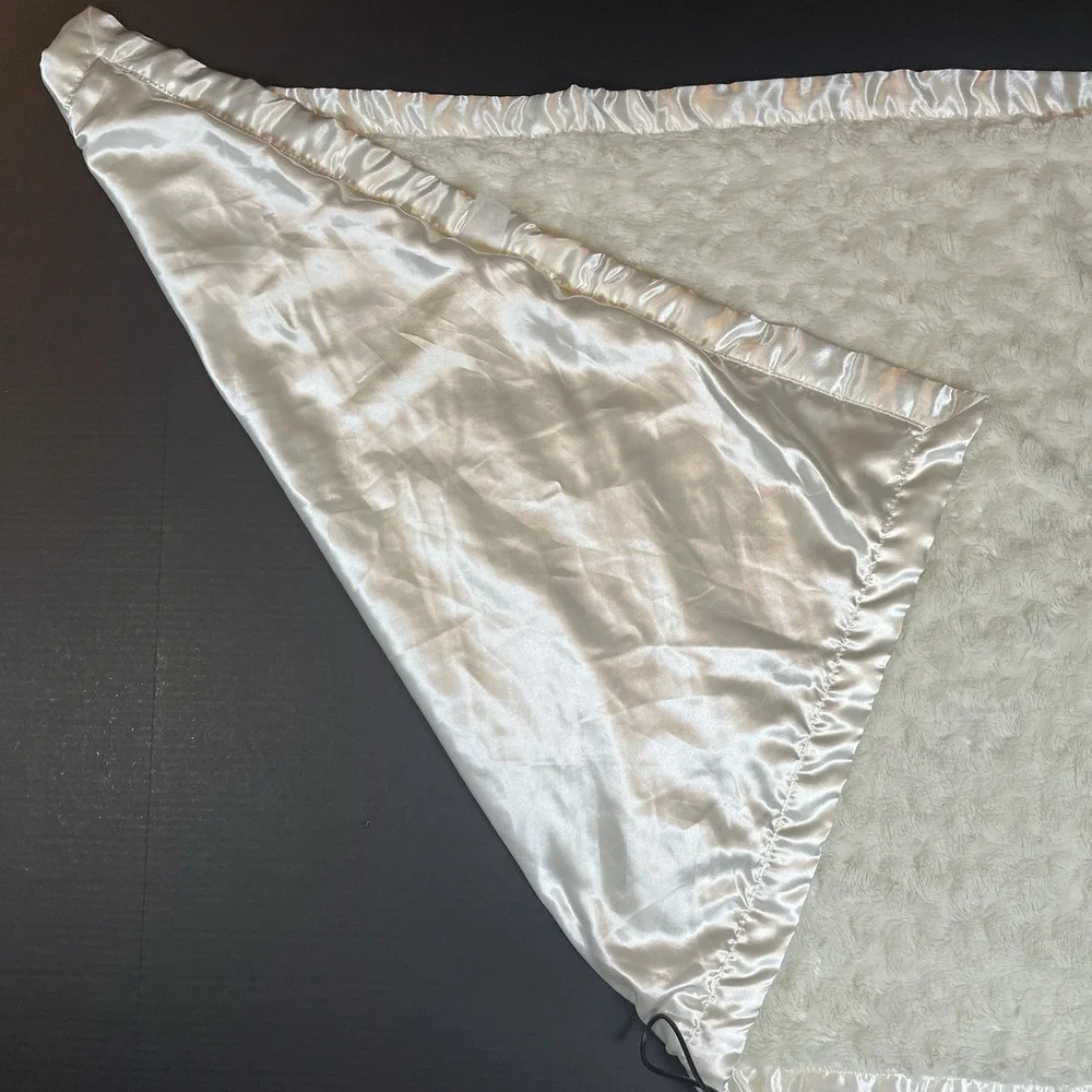 Nojo Baby Blanket White Cream Colored with Satin Back Side Trim Embroidered Soft